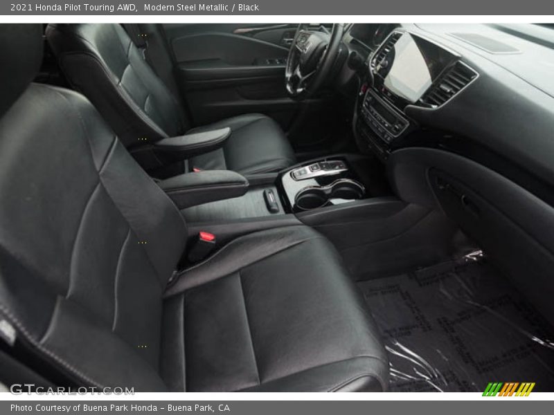 Modern Steel Metallic / Black 2021 Honda Pilot Touring AWD