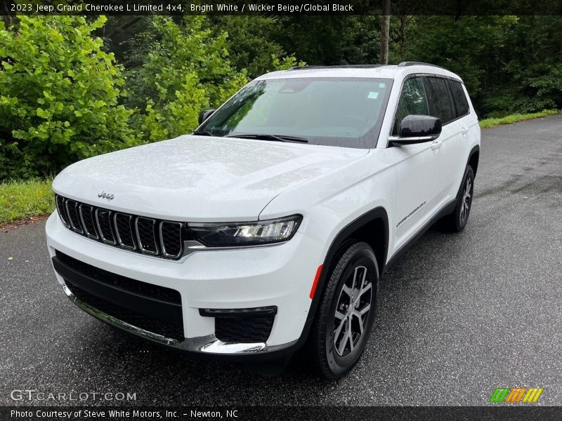 Bright White / Wicker Beige/Global Black 2023 Jeep Grand Cherokee L Limited 4x4