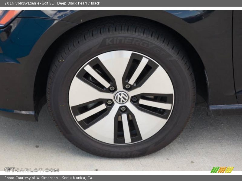  2016 e-Golf SE Wheel