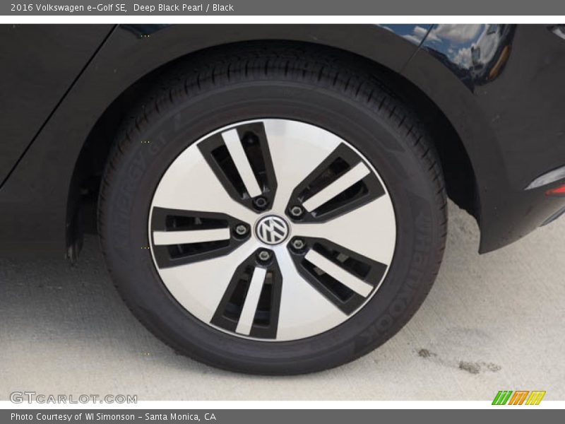  2016 e-Golf SE Wheel