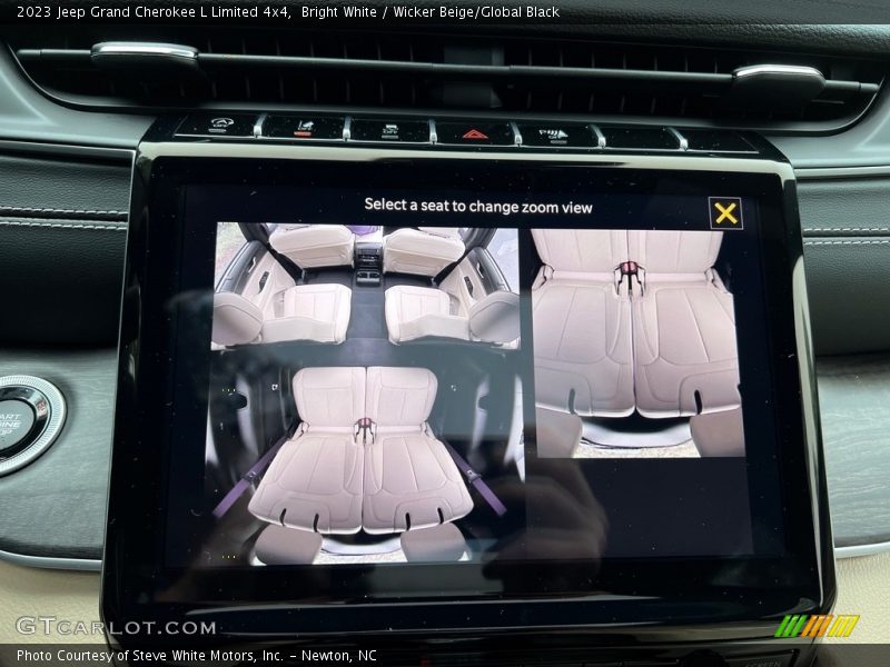 Controls of 2023 Grand Cherokee L Limited 4x4