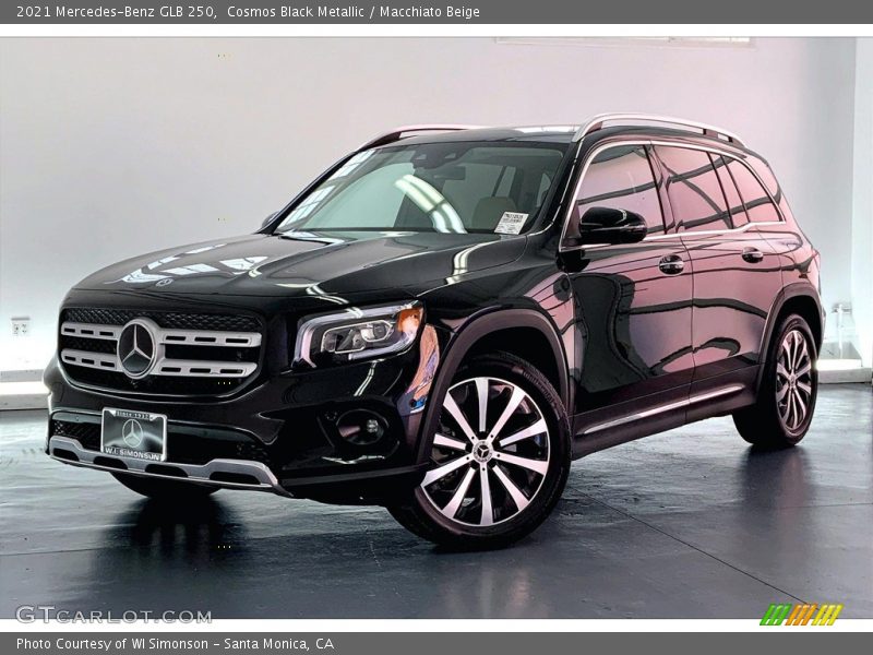 Cosmos Black Metallic / Macchiato Beige 2021 Mercedes-Benz GLB 250