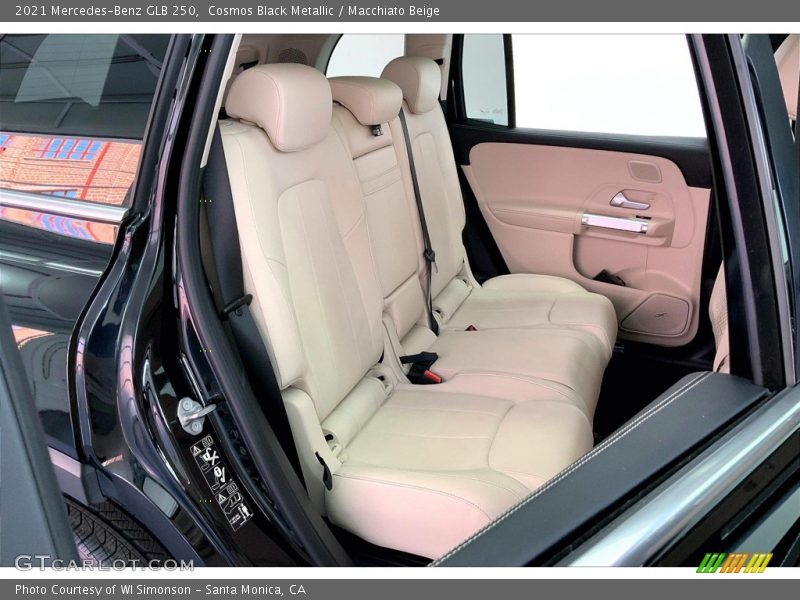 Cosmos Black Metallic / Macchiato Beige 2021 Mercedes-Benz GLB 250