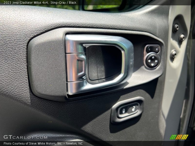 Sting-Gray / Black 2023 Jeep Gladiator Willys 4x4