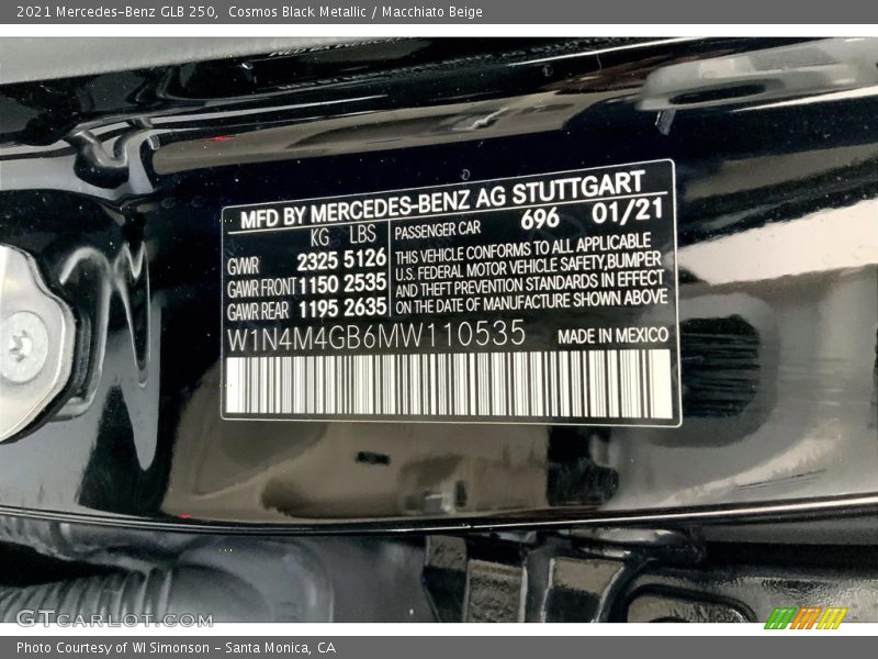 Cosmos Black Metallic / Macchiato Beige 2021 Mercedes-Benz GLB 250