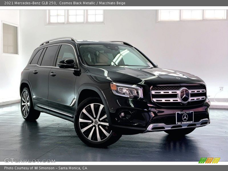 Cosmos Black Metallic / Macchiato Beige 2021 Mercedes-Benz GLB 250