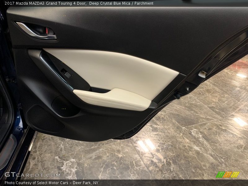 Deep Crystal Blue Mica / Parchment 2017 Mazda MAZDA3 Grand Touring 4 Door