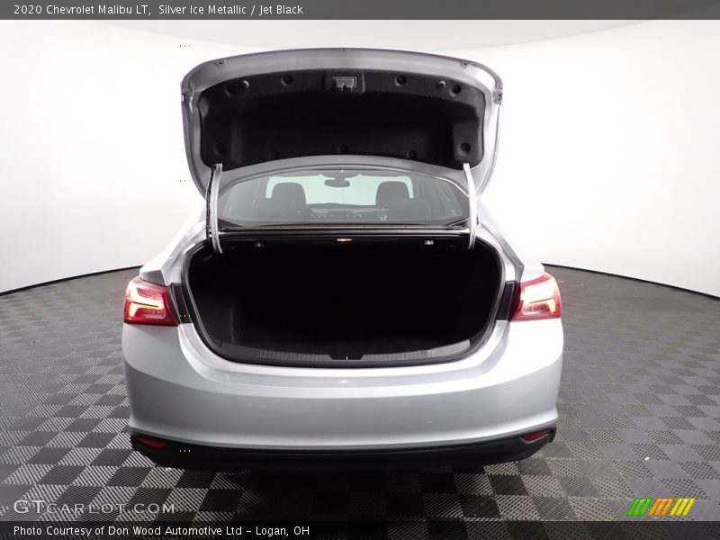Silver Ice Metallic / Jet Black 2020 Chevrolet Malibu LT
