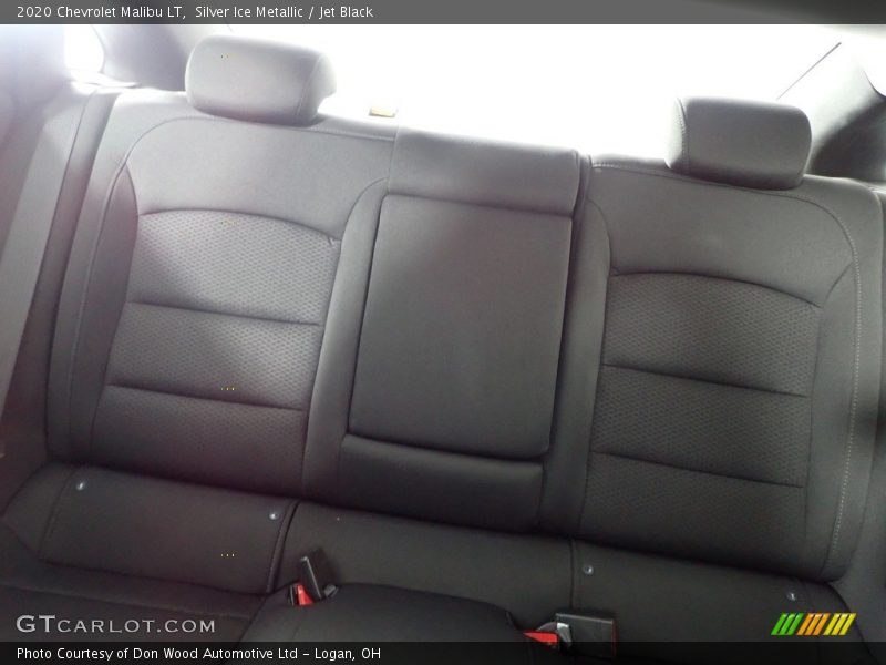Silver Ice Metallic / Jet Black 2020 Chevrolet Malibu LT