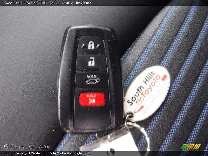 Keys of 2022 RAV4 XSE AWD Hybrid