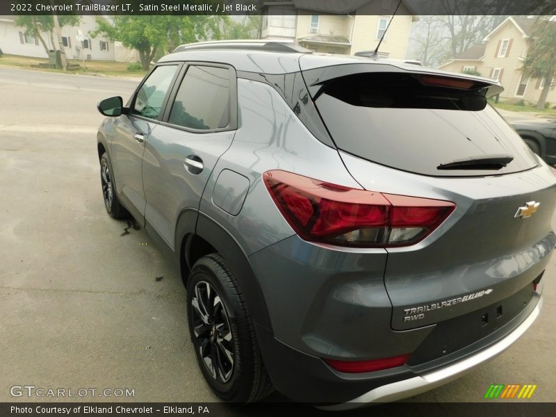 Satin Steel Metallic / Jet Black 2022 Chevrolet TrailBlazer LT