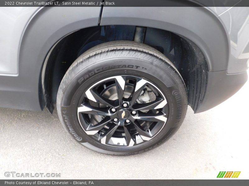 Satin Steel Metallic / Jet Black 2022 Chevrolet TrailBlazer LT