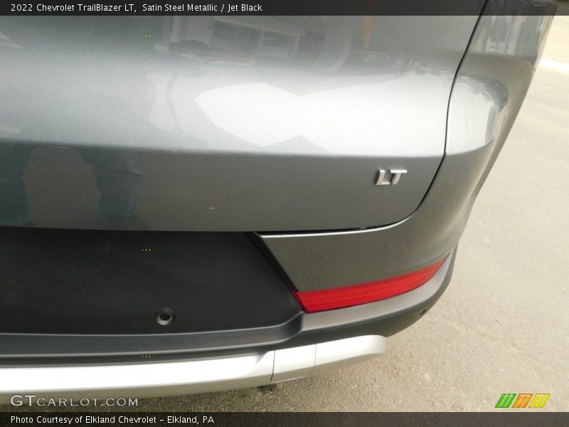 Satin Steel Metallic / Jet Black 2022 Chevrolet TrailBlazer LT