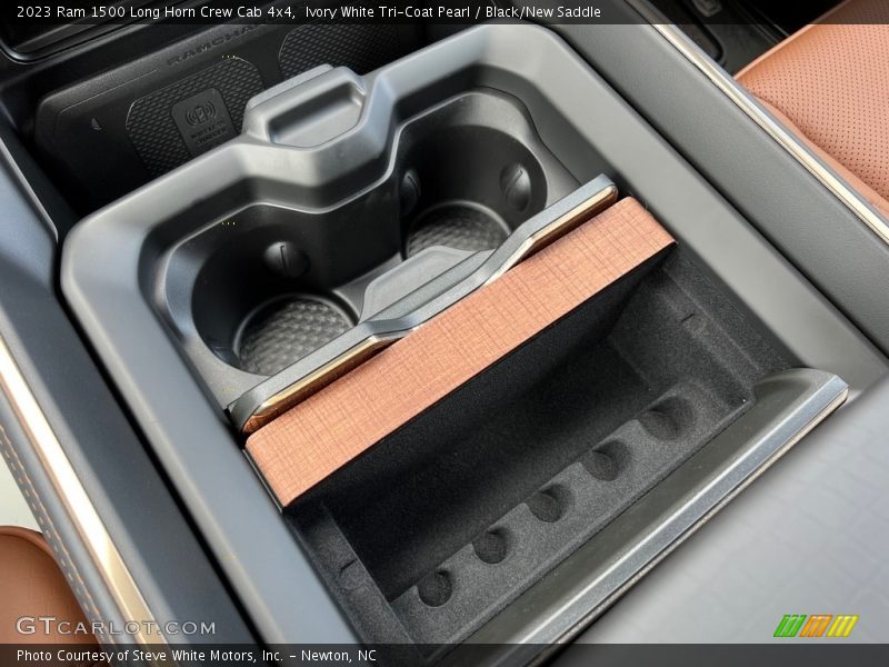 Ivory White Tri-Coat Pearl / Black/New Saddle 2023 Ram 1500 Long Horn Crew Cab 4x4