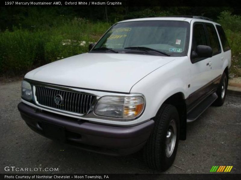 Oxford White / Medium Graphite 1997 Mercury Mountaineer AWD