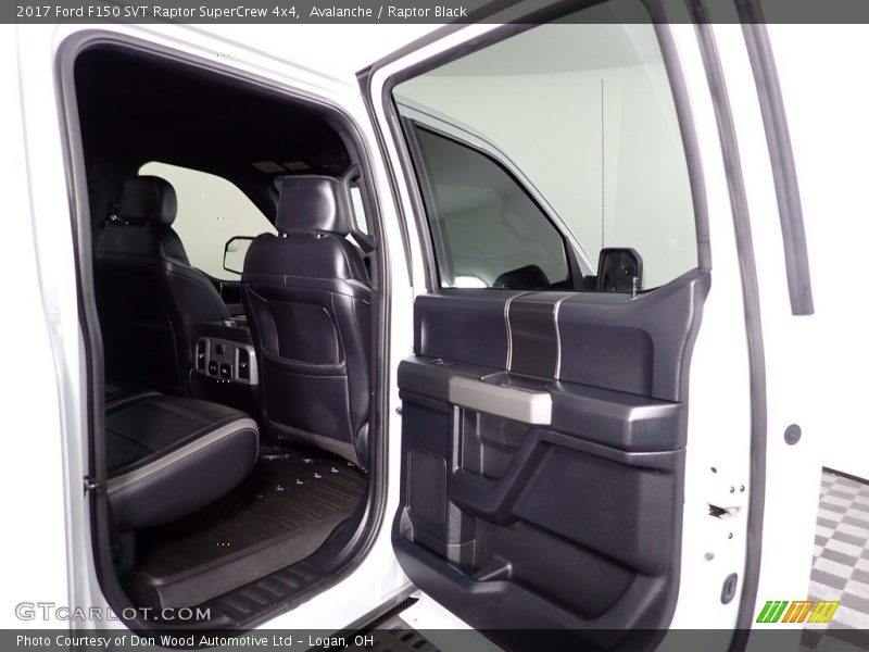 Avalanche / Raptor Black 2017 Ford F150 SVT Raptor SuperCrew 4x4