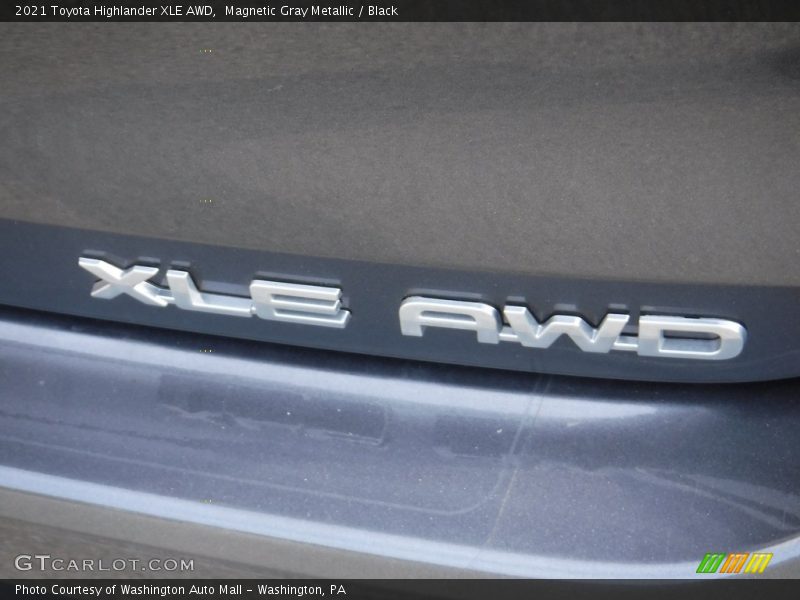 Magnetic Gray Metallic / Black 2021 Toyota Highlander XLE AWD