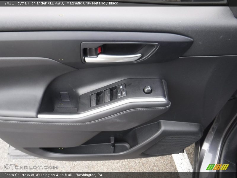 Magnetic Gray Metallic / Black 2021 Toyota Highlander XLE AWD
