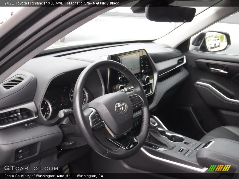 Magnetic Gray Metallic / Black 2021 Toyota Highlander XLE AWD