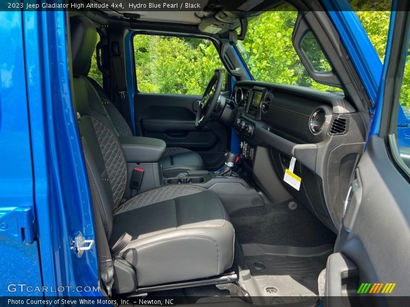 Hydro Blue Pearl / Black 2023 Jeep Gladiator High Altitude 4x4