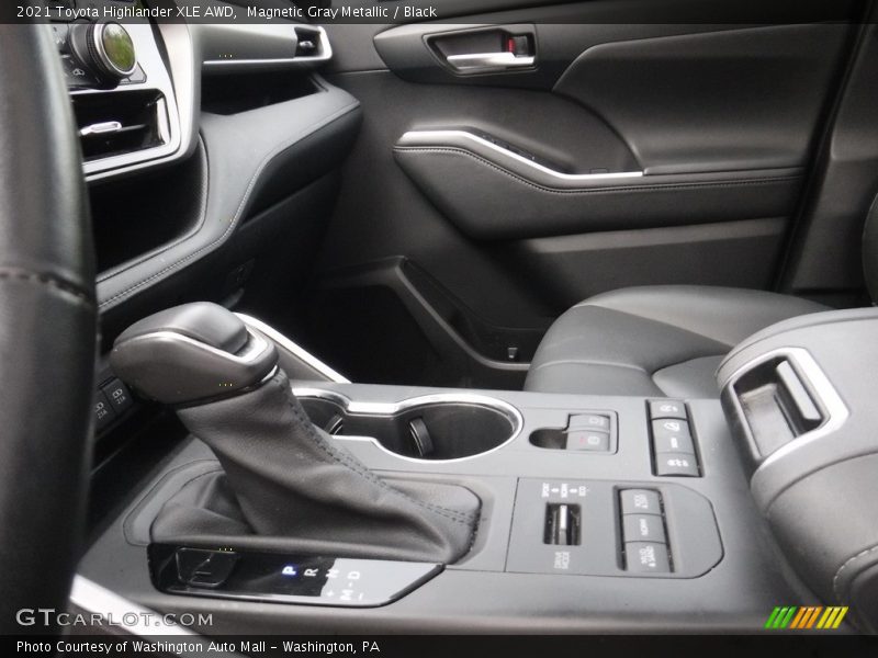 Magnetic Gray Metallic / Black 2021 Toyota Highlander XLE AWD