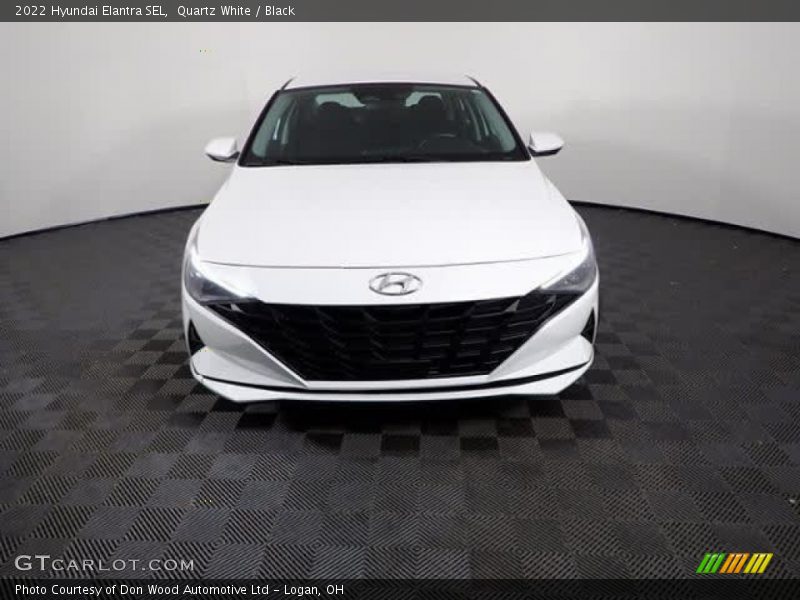 Quartz White / Black 2022 Hyundai Elantra SEL