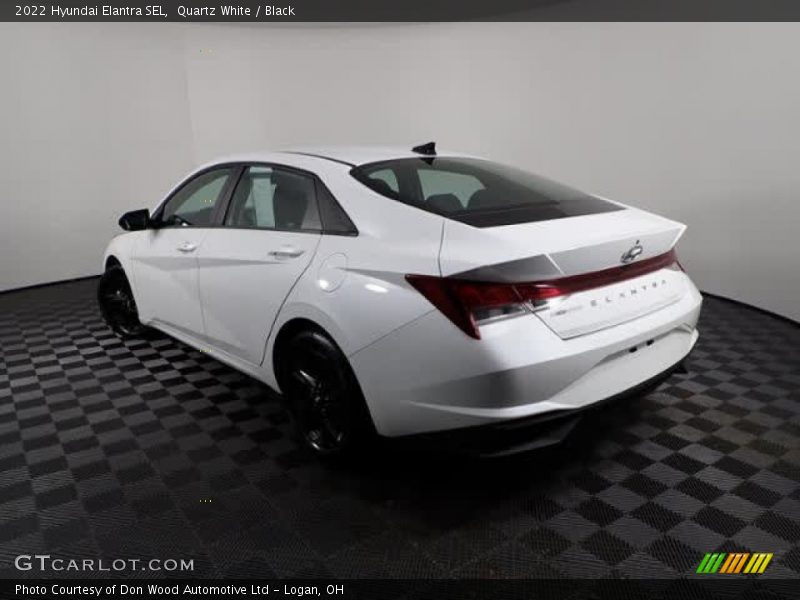 Quartz White / Black 2022 Hyundai Elantra SEL
