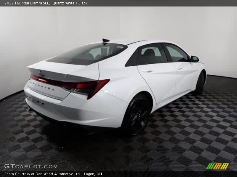 Quartz White / Black 2022 Hyundai Elantra SEL