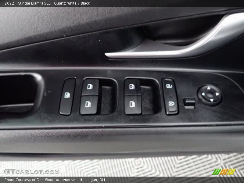 Quartz White / Black 2022 Hyundai Elantra SEL