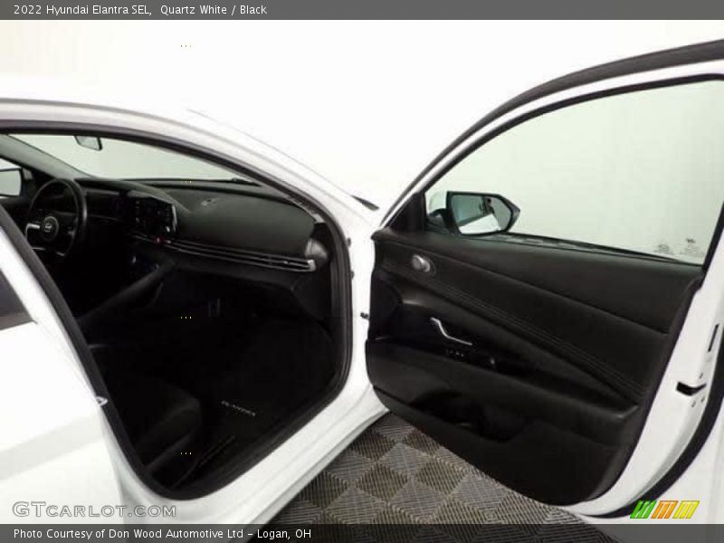 Quartz White / Black 2022 Hyundai Elantra SEL