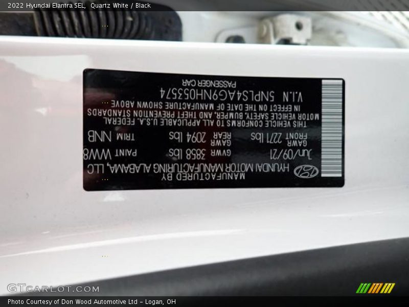 Quartz White / Black 2022 Hyundai Elantra SEL