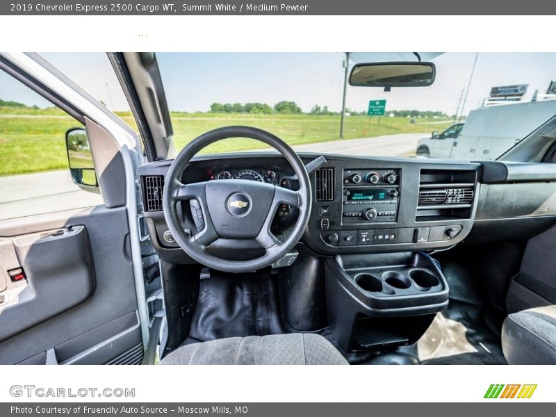 Summit White / Medium Pewter 2019 Chevrolet Express 2500 Cargo WT
