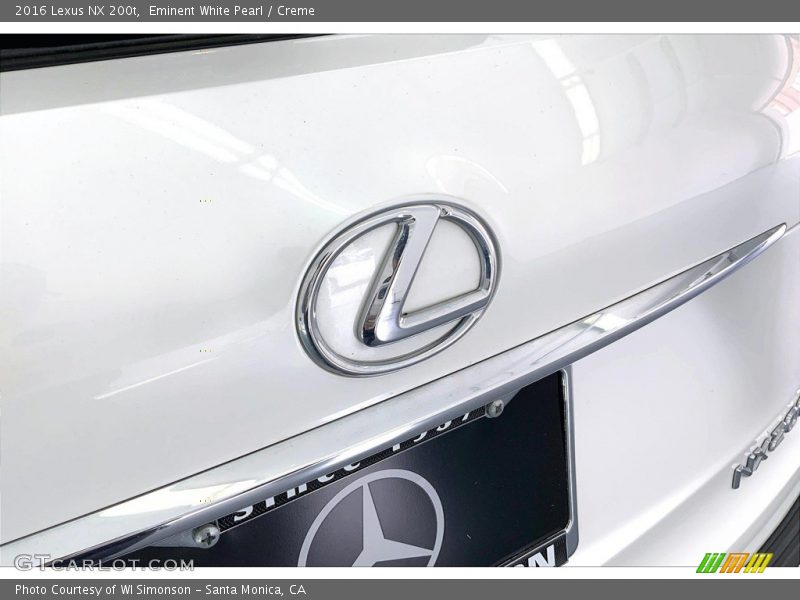 Eminent White Pearl / Creme 2016 Lexus NX 200t