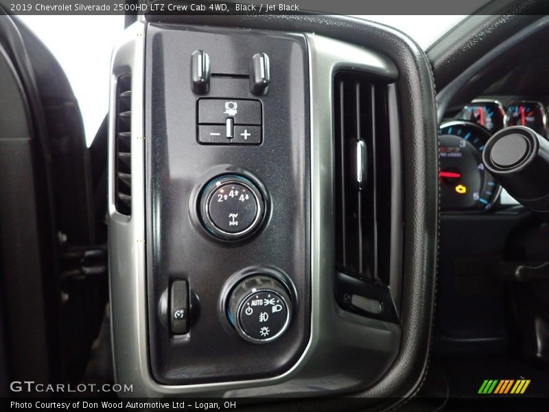 Black / Jet Black 2019 Chevrolet Silverado 2500HD LTZ Crew Cab 4WD