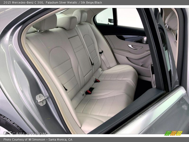Paladium Silver Metallic / Silk Beige/Black 2015 Mercedes-Benz C 300