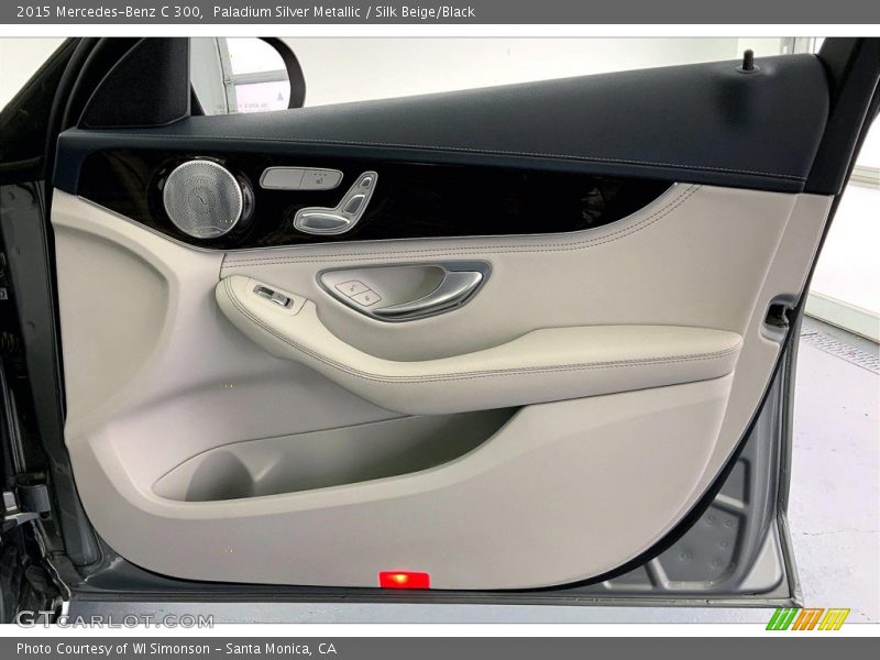 Paladium Silver Metallic / Silk Beige/Black 2015 Mercedes-Benz C 300