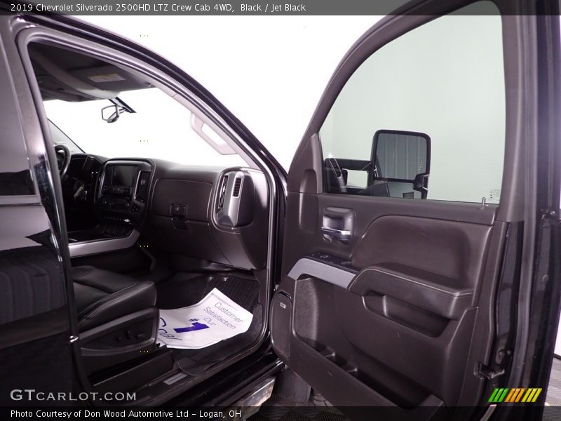 Black / Jet Black 2019 Chevrolet Silverado 2500HD LTZ Crew Cab 4WD
