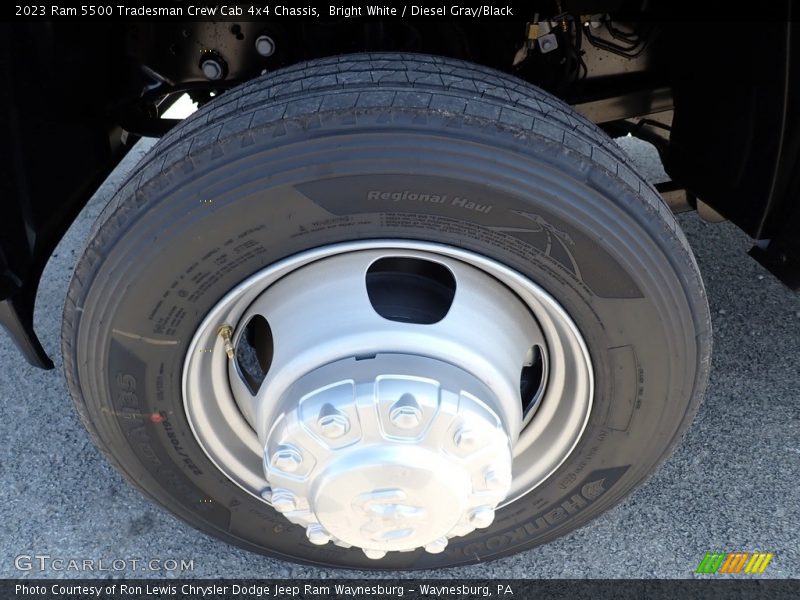  2023 5500 Tradesman Crew Cab 4x4 Chassis Wheel