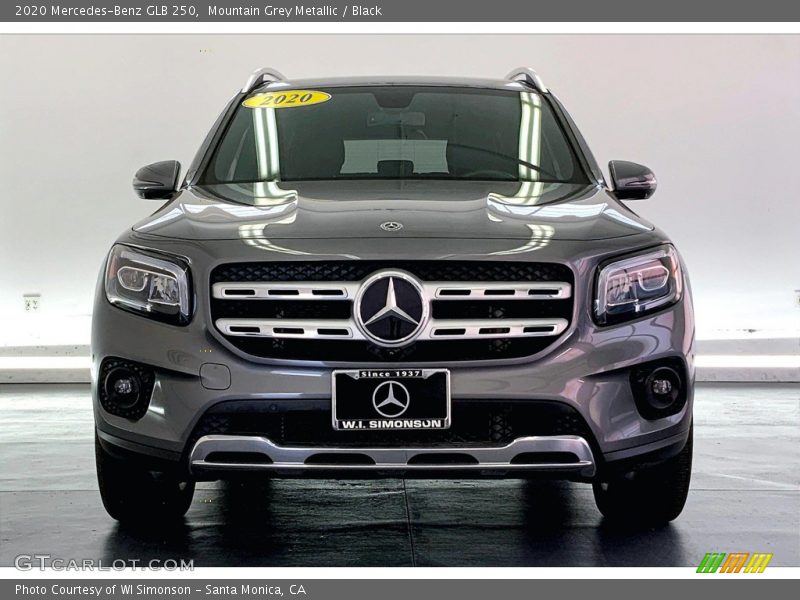 Mountain Grey Metallic / Black 2020 Mercedes-Benz GLB 250