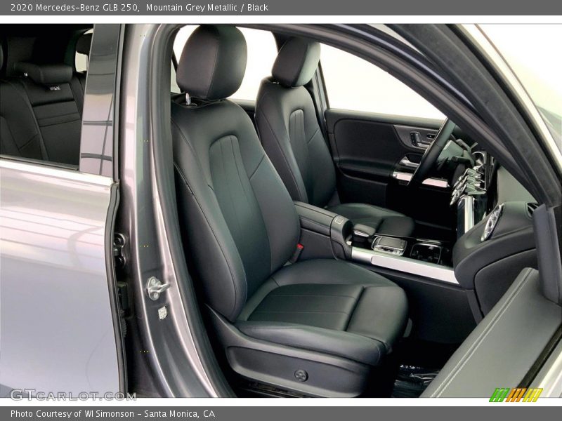 Mountain Grey Metallic / Black 2020 Mercedes-Benz GLB 250