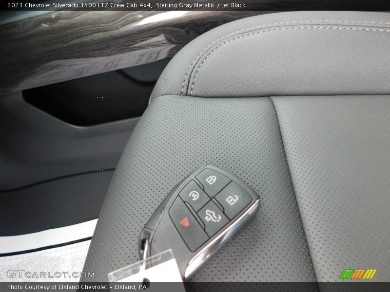 Sterling Gray Metallic / Jet Black 2023 Chevrolet Silverado 1500 LTZ Crew Cab 4x4