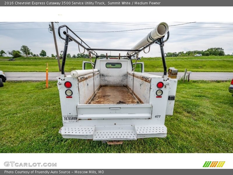 Summit White / Medium Pewter 2016 Chevrolet Express Cutaway 3500 Service Utility Truck