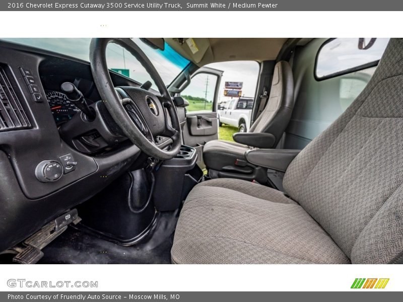 Summit White / Medium Pewter 2016 Chevrolet Express Cutaway 3500 Service Utility Truck