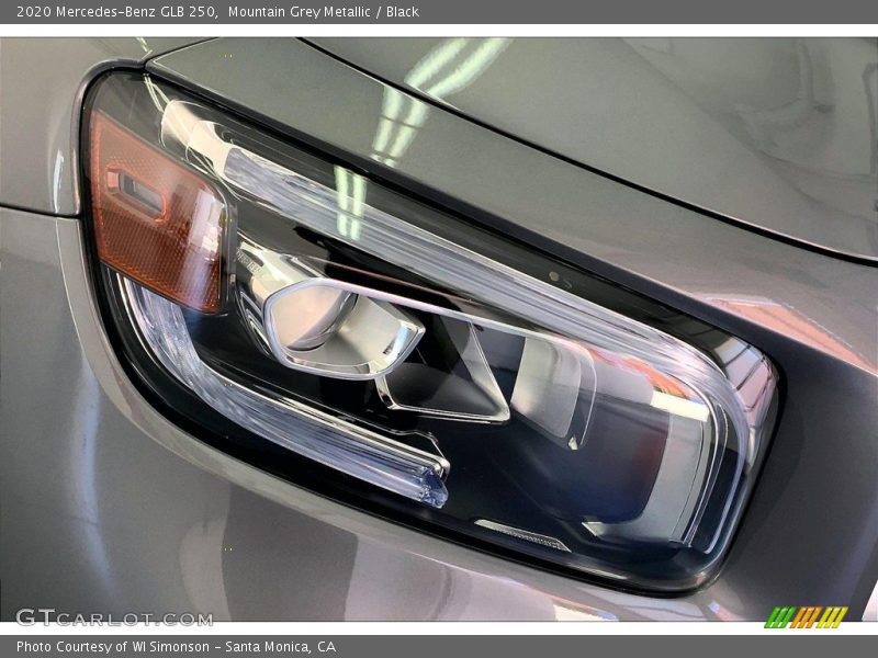 Mountain Grey Metallic / Black 2020 Mercedes-Benz GLB 250