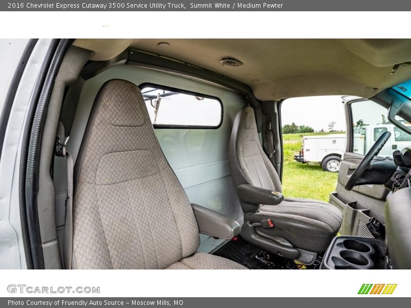 Summit White / Medium Pewter 2016 Chevrolet Express Cutaway 3500 Service Utility Truck