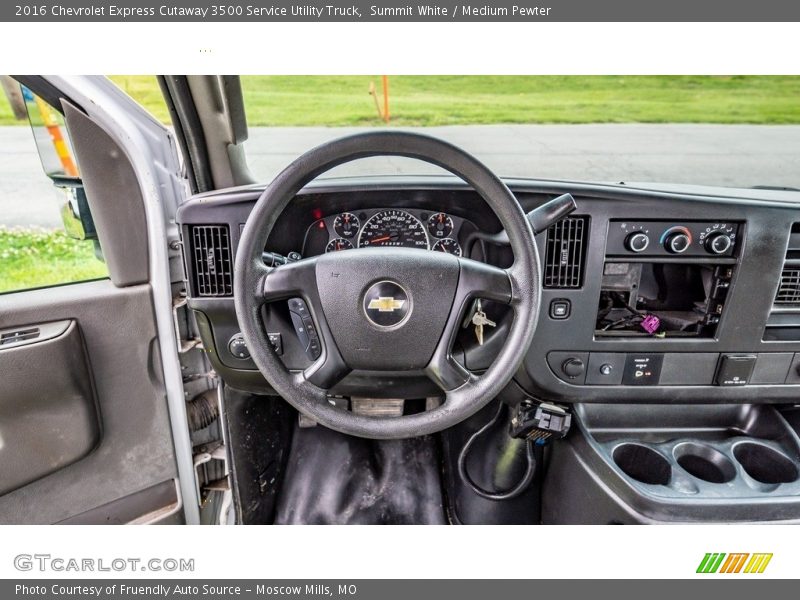 Summit White / Medium Pewter 2016 Chevrolet Express Cutaway 3500 Service Utility Truck