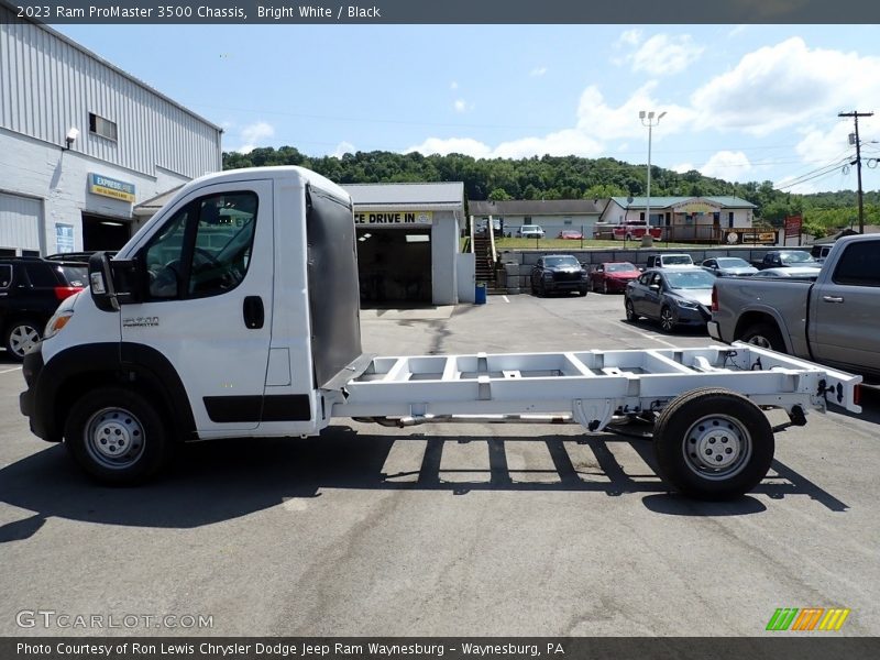  2023 ProMaster 3500 Chassis Bright White