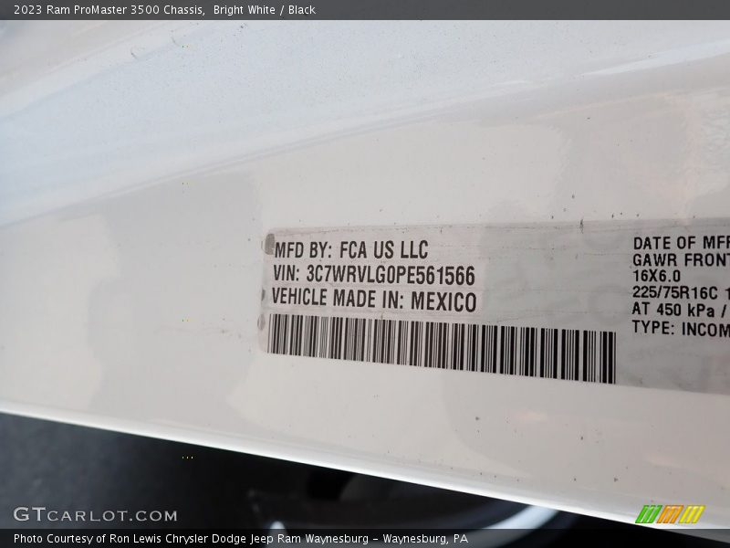 Bright White / Black 2023 Ram ProMaster 3500 Chassis
