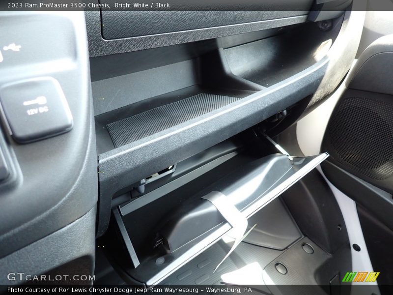 Bright White / Black 2023 Ram ProMaster 3500 Chassis