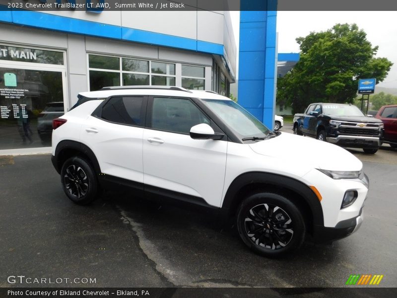 Summit White / Jet Black 2023 Chevrolet TrailBlazer LT AWD